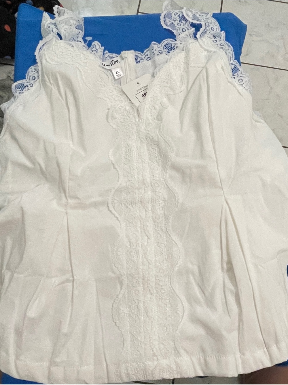 White Lace-Trim Women's Camisole Top